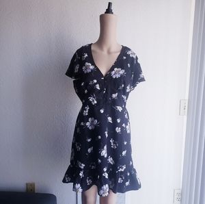 Floral sleeved dress
